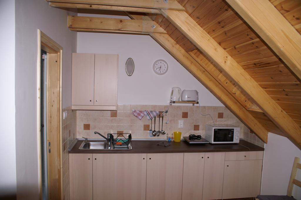 Hotel Oeregtoelgy Panzio Csongrád Habitación foto