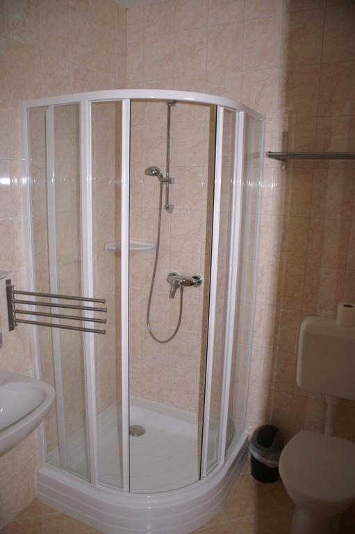 Hotel Oeregtoelgy Panzio Csongrád Habitación foto